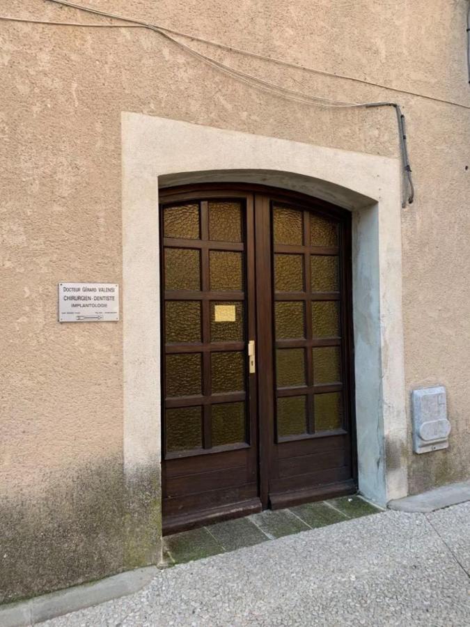 Studio Cosy Dans Le Centre-Ville Historique Л'Иль-сюр-ла-Сорг Экстерьер фото